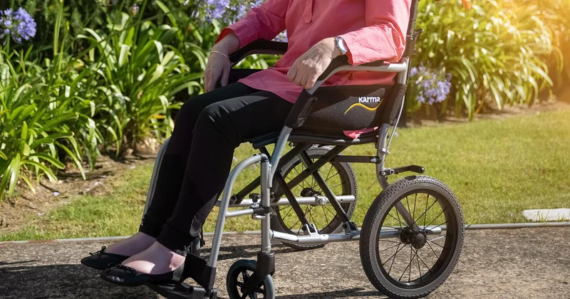Le cas des personnes à mobilité réduite (PMR)